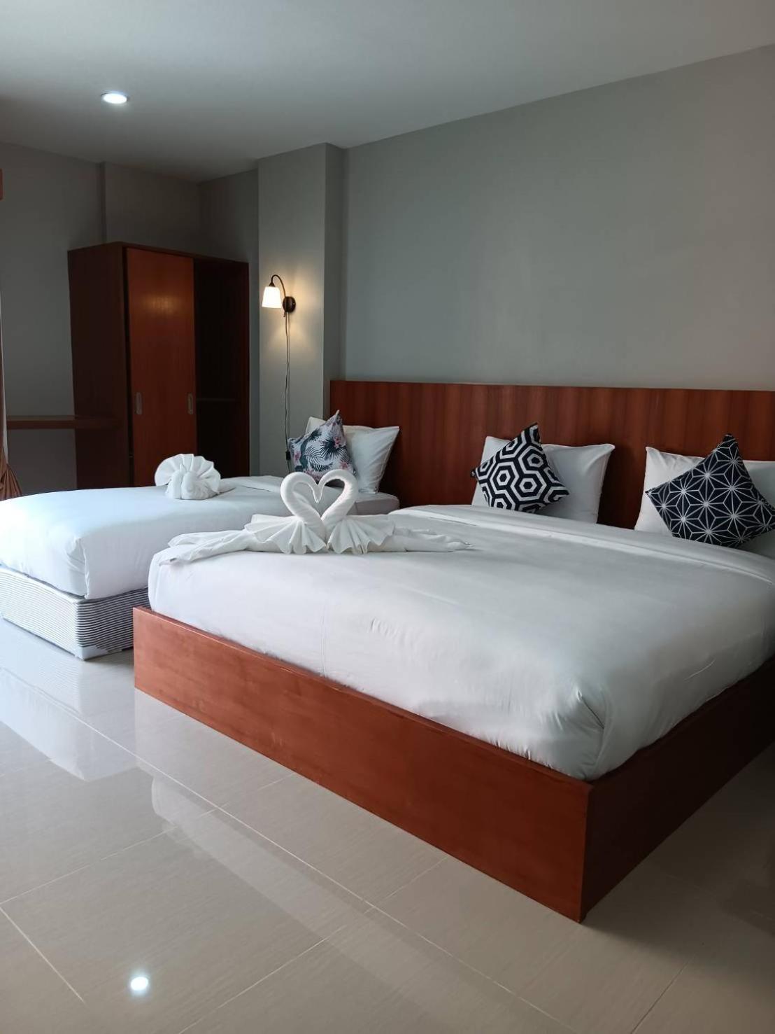 The Brown Boutique Patong Hotel Szoba fotó